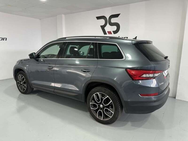 Usado Skoda Kodiaq LAURIN & KLEMENT 150 CV (110 kW) 2019 Plateado SUV