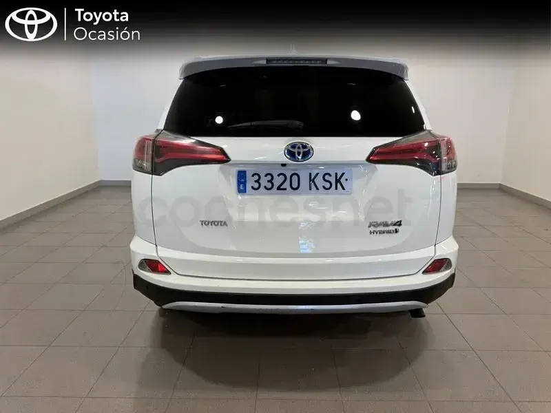 Usado Toyota RAV4 Hybrid Advance 197 CV (144 kW) 2018 Blanco SUV