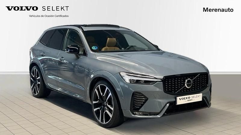 Usado Volvo XC60 Ultimate 197 CV (144 kW) 2023 Gris / plata SUV