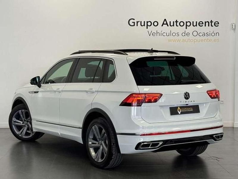 Usado VW Tiguan R-line 150 CV (110 kW) 2024 Blanco SUV