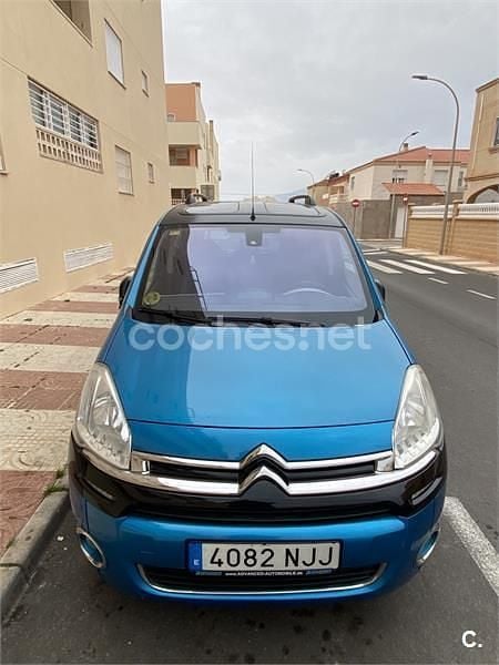 Usado Citroën Berlingo Seduction 114 CV (83 kW) 2014 Azul Monovolumen