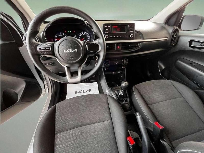 Usado Kia Picanto 67 CV (49 kW) 2024 Gris Utilitario