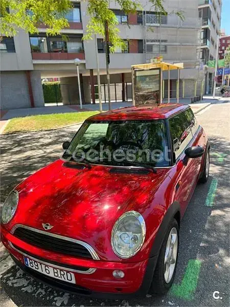 Usado Mini ONE 90 CV (66 kW) 2001 Rojo Utilitario