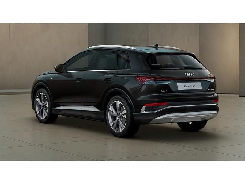 Nuevo Audi Q4 e-tron 210 kW (286 CV) 2025 Negro mito SUV