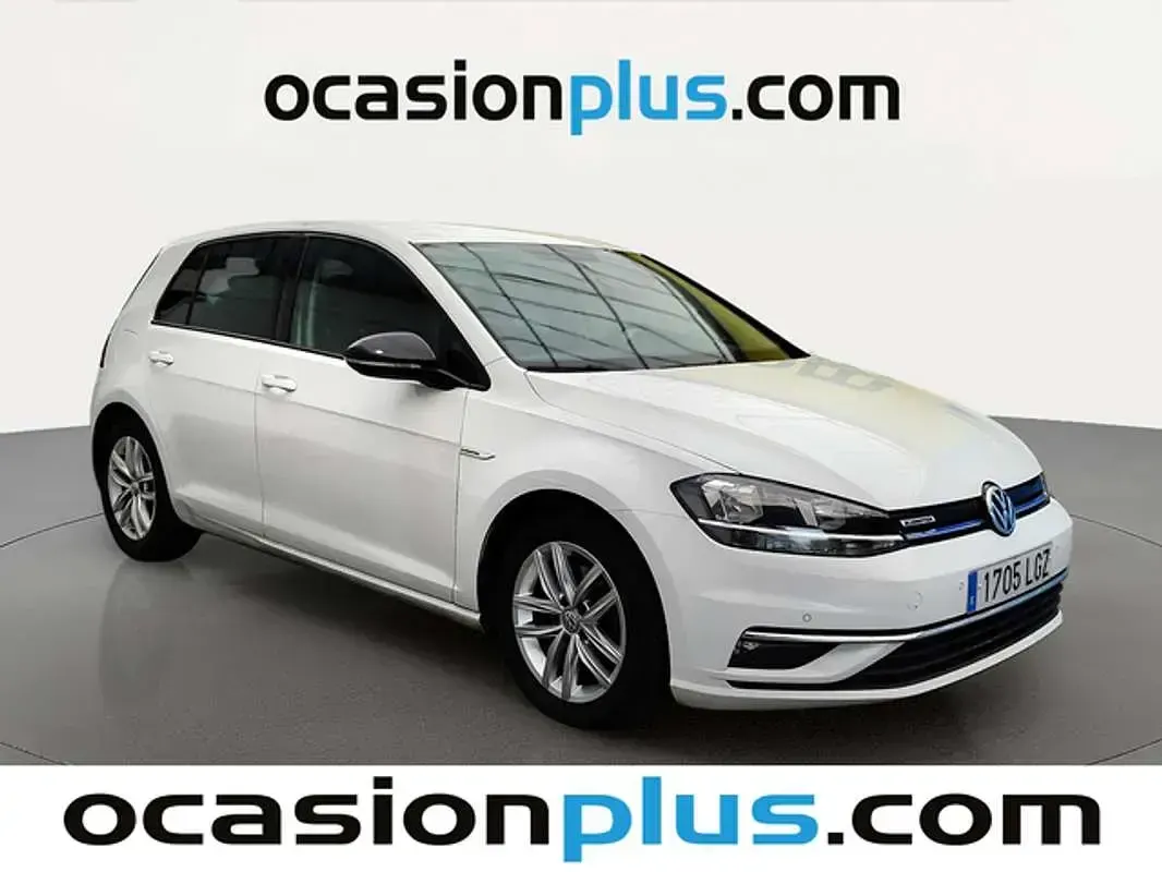 Usado VW Golf VIII Advance 131 CV (96 kW) 2020 Blanco Utilitario