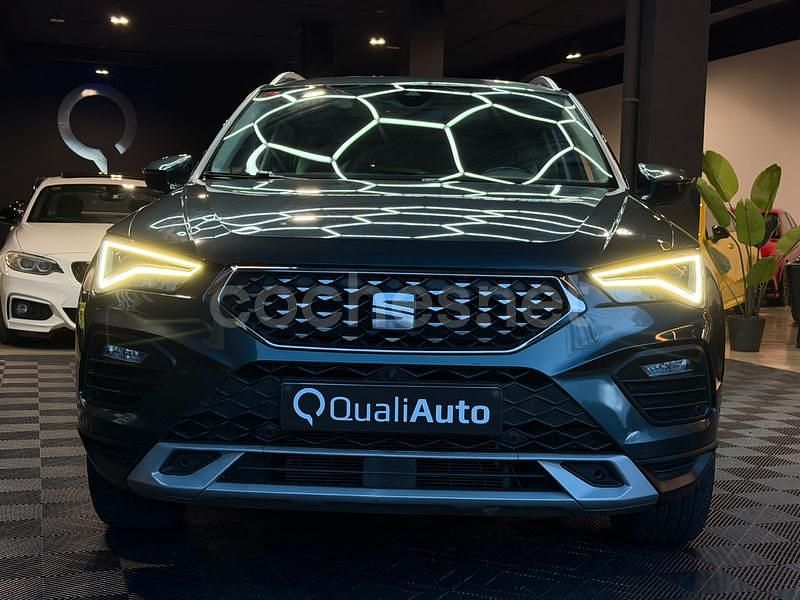Usado Seat Ateca Xperience 150 CV (110 kW) 2021 Gris / plata SUV