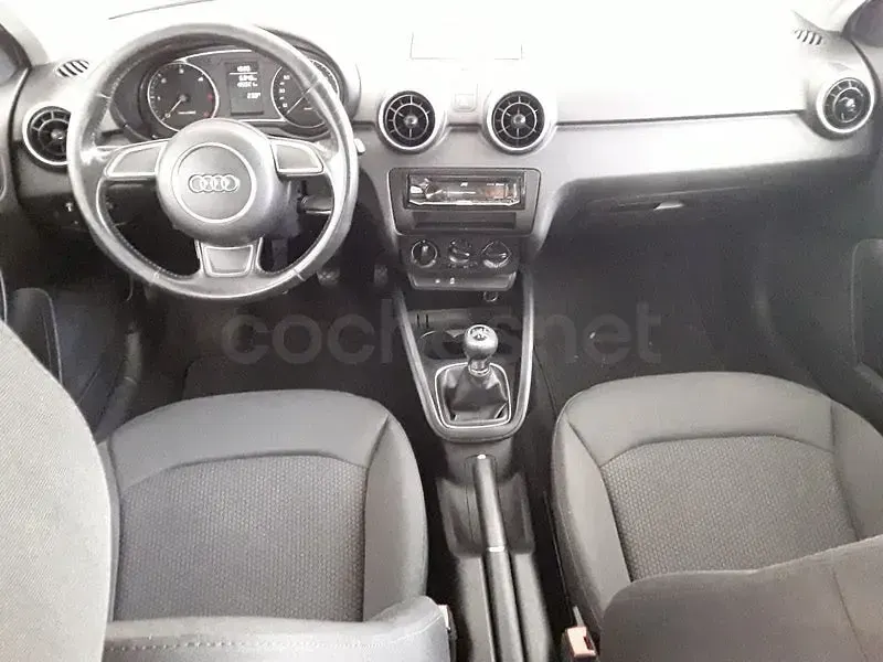 Usado Audi A1 Sportback Attraction 90 CV (66 kW) 2016 Blanco Utilitario