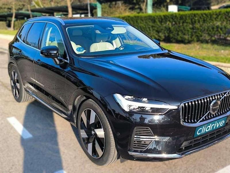Usado Volvo XC60 R-Design 351 CV (258 kW) 2023 Negro SUV