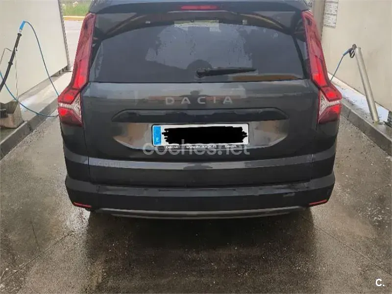 Usado Dacia Jogger Extreme 100 CV (73 kW) 2022 Negro Monovolumen