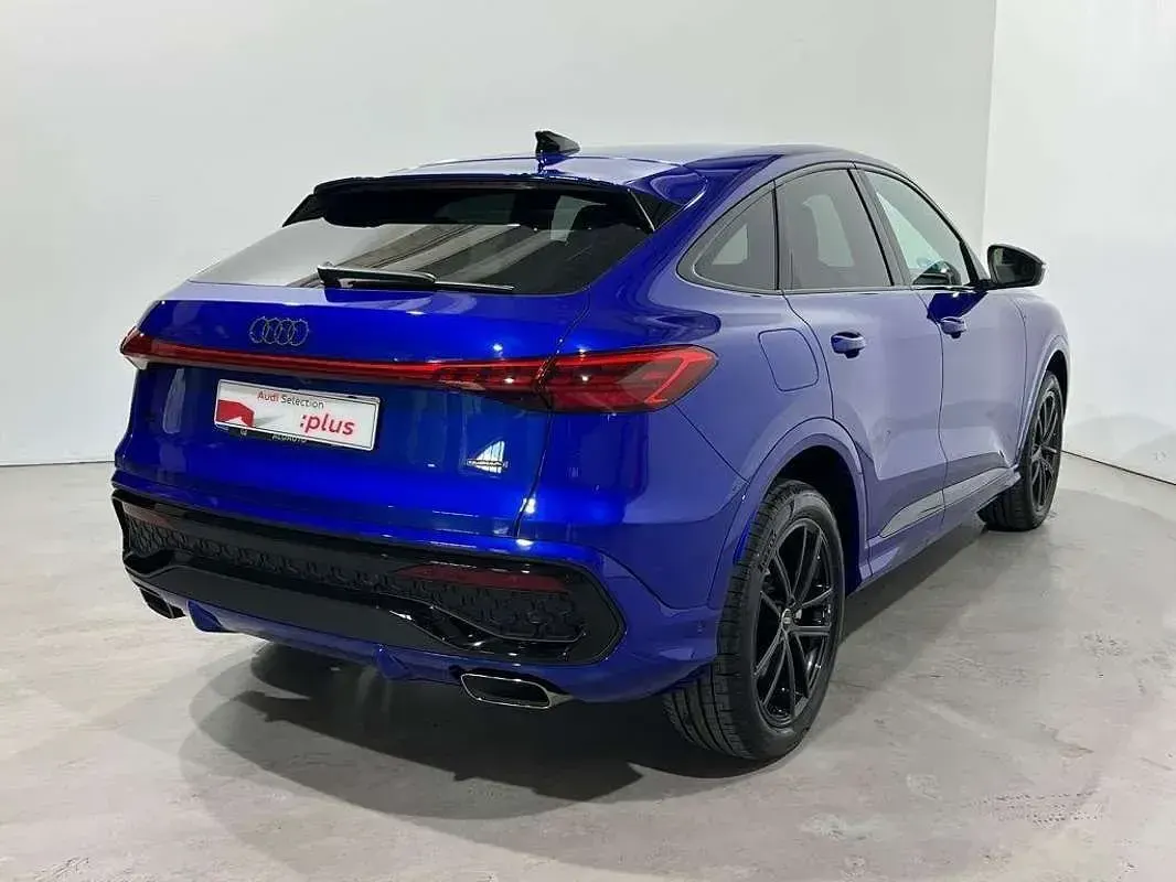 Usado Audi Q5 Sportback 299 CV (219 kW) 2026 Azul SUV