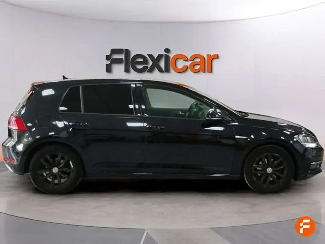 Usado VW Golf VII Edition 131 CV (96 kW) 2019 Negro Utilitario