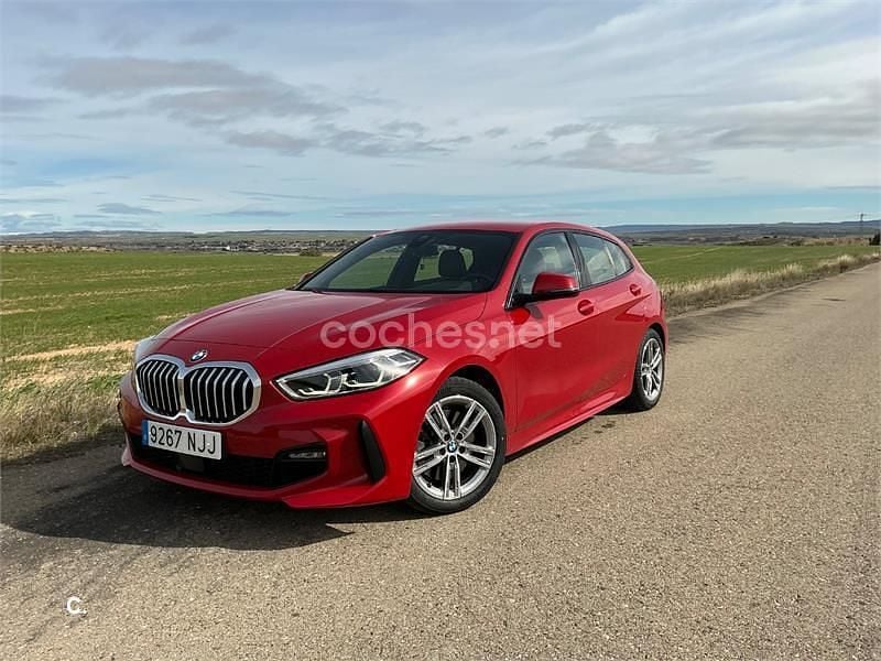 Usado BMW 120 Comfort Edition 190 CV (139 kW) 2021 Rojo Utilitario