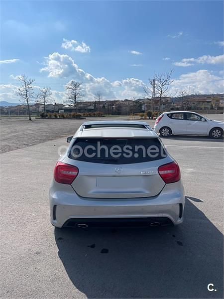 Usado Mercedes A200 AMG line 136 CV (100 kW) 2015 Gris / plata Berlina