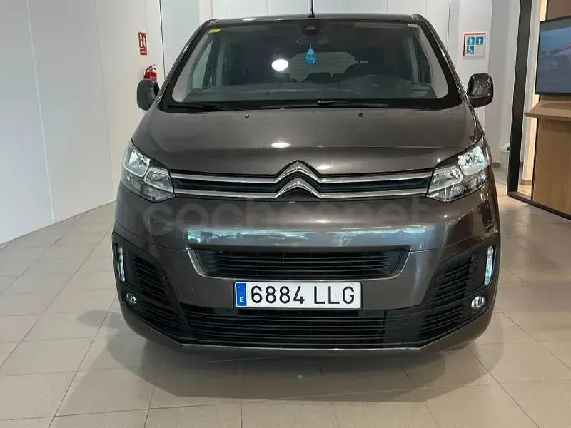 Usado Citroën Spacetourer Feel 177 CV (130 kW) 2021 Gris / plata Monovolumen