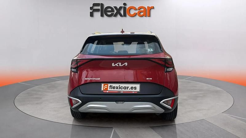 Usado Kia Sportage 136 CV (100 kW) 2025 Rojo SUV