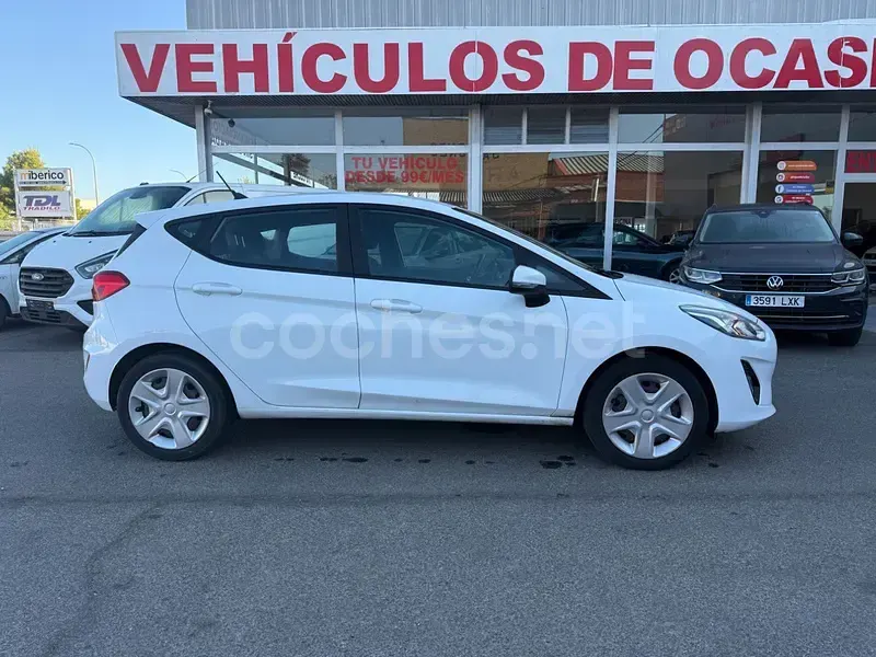 Usado Ford Fiesta Trend 75 CV (55 kW) 2021 Blanco Utilitario