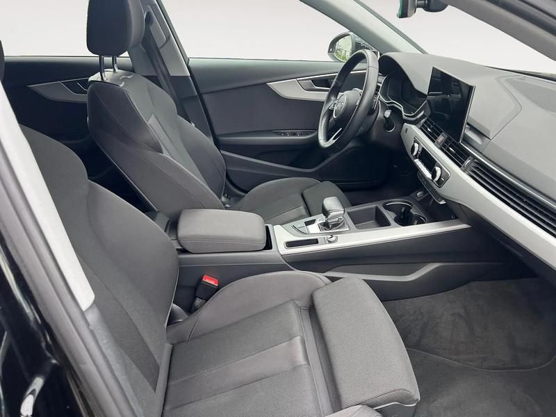 Usado Audi A4 S-Line 136 CV (100 kW) 2021 Negro Berlina