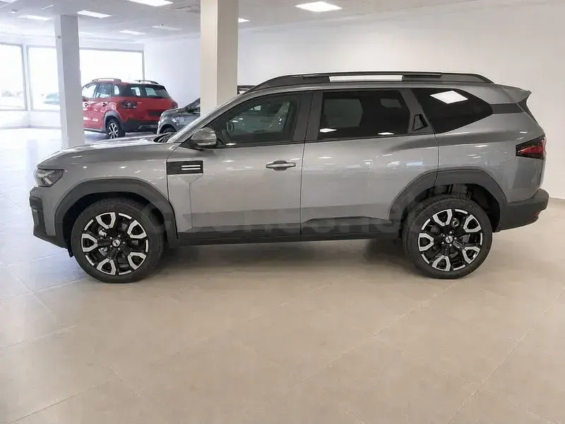 Nuevo Dacia Bigster Extreme 155 CV (114 kW) 2025 Gris / plata SUV