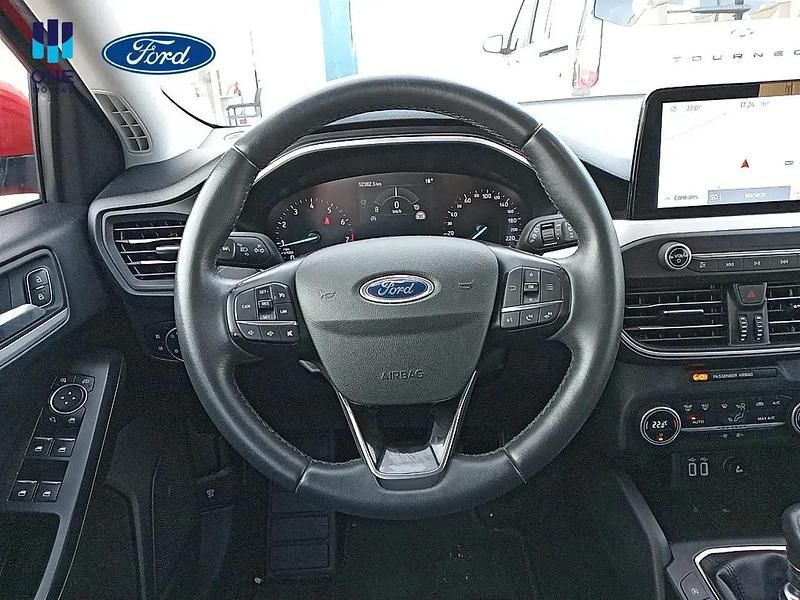 Usado Ford Focus Trend+ 125 HP (91 kW) 2021 Vermelho Sedan