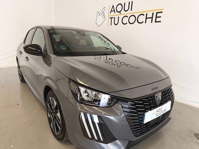 Usado Peugeot 208 Allure 100 CV (73 kW) 2025 Gris Utilitario