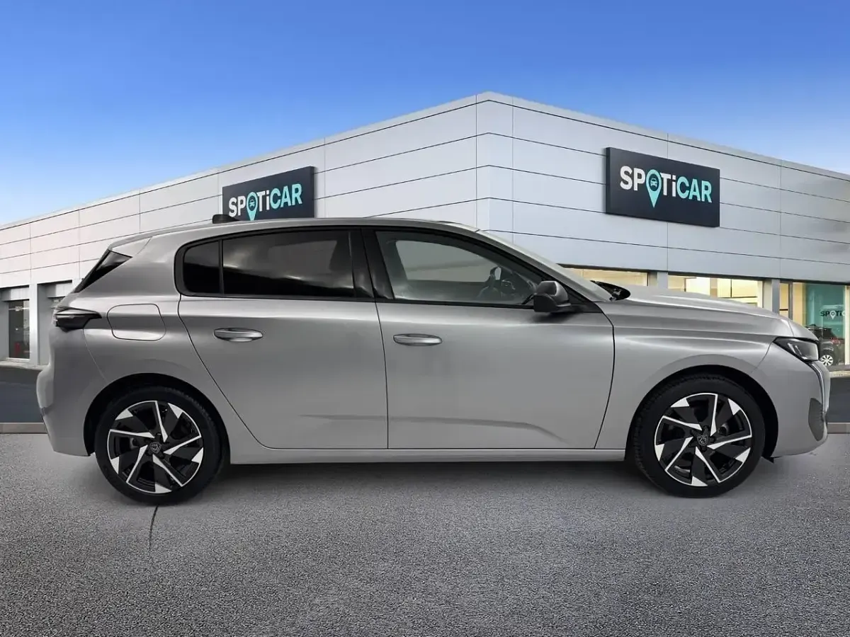 Usado Peugeot 308 Allure 130 CV (95 kW) 2024 Gris Berlina
