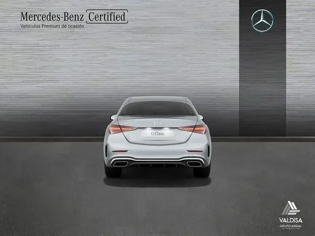 Usado Mercedes C300 313 CV (230 kW) 2024 Gris Berlina