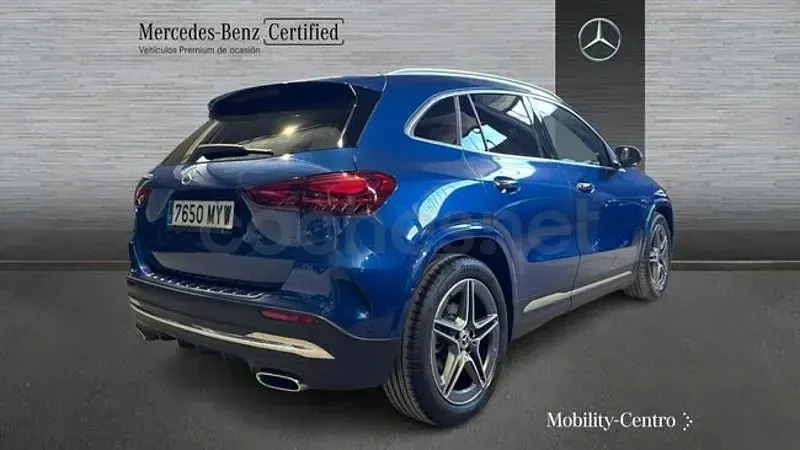Usado Mercedes GLA200 163 CV (119 kW) 2025 Azul SUV