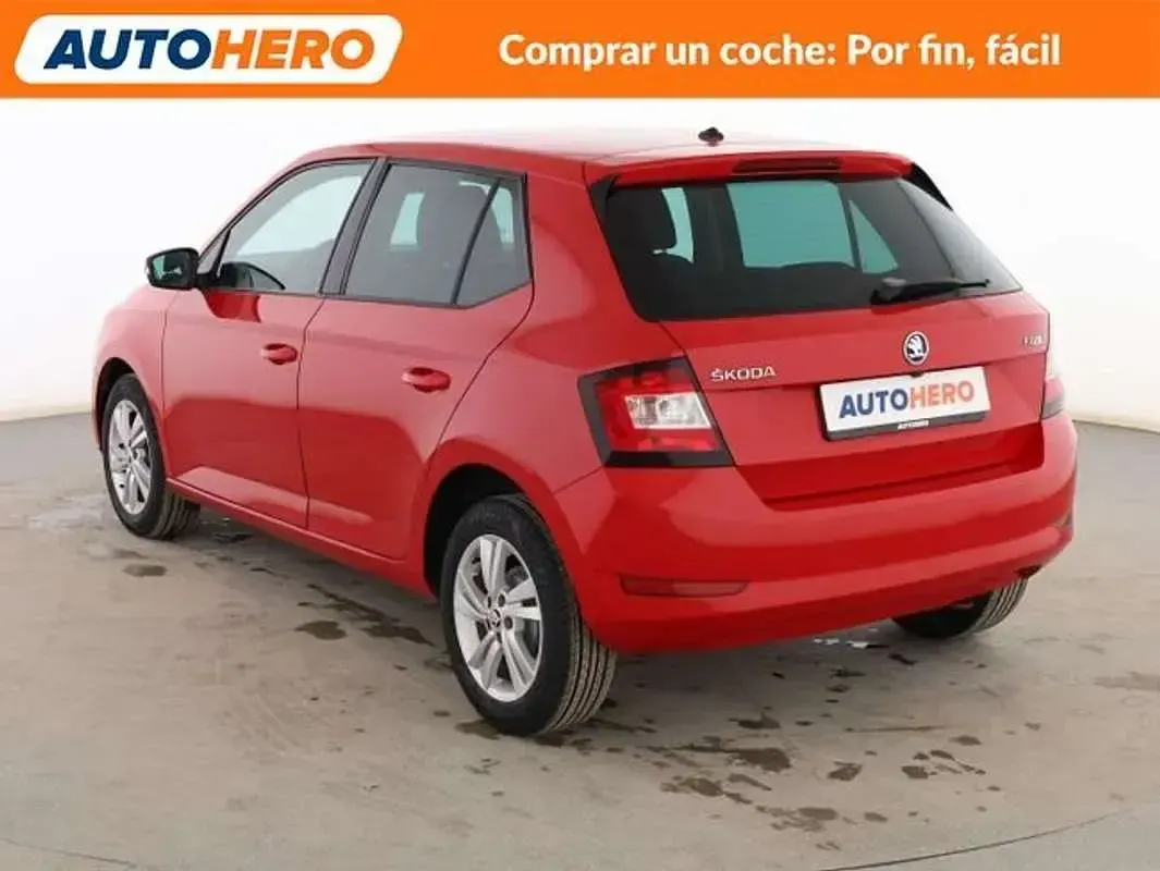 Käytetty Skoda Fabia Ambition 60 HP (44 kW) 2019 Punainen Viistoperä