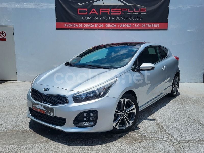 Gris / plata Usado 2018 Kia ProCeed Utilitario | 12.990 € (Un poco caro) - Imagen 1/4