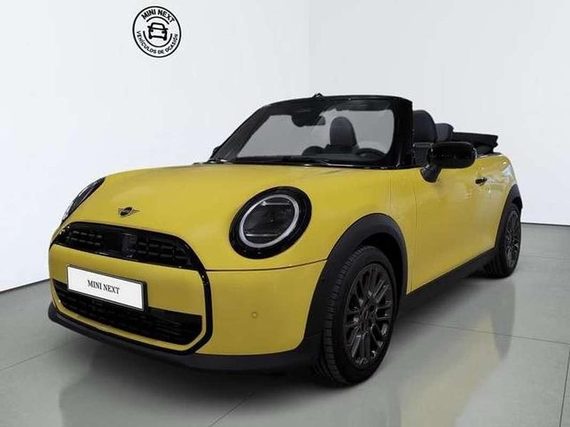 Usado Mini Cooper Cabriolet Classic 163 CV (119 kW) 2025 Amarillo Descapotable