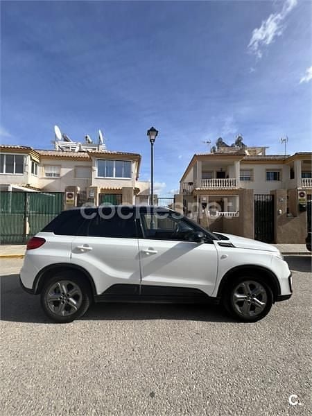 Blanco Usado 2017 Suzuki Vitara SUV | 14.240 € (Precio justo) - Imagen 1/2