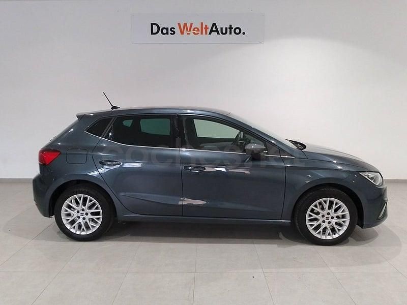 Usado Seat Ibiza XCELLENCE 115 CV (84 kW) 2025 Gris / plata Utilitario
