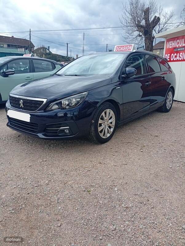 Azul Usado 2018 Peugeot 308 Style Familiar | 7500 € (Buen precio) - Imagen 1/4