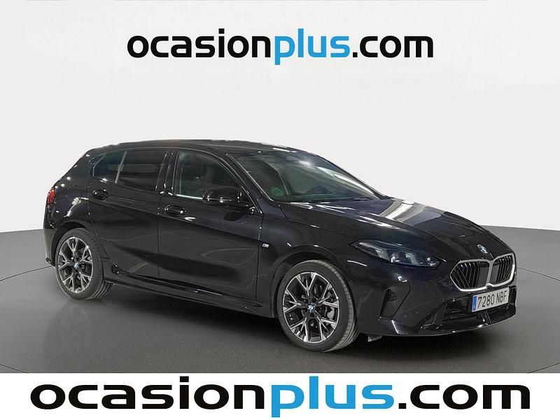 Usado BMW 116 122 CV (89 kW) 2025 Negro Utilitario