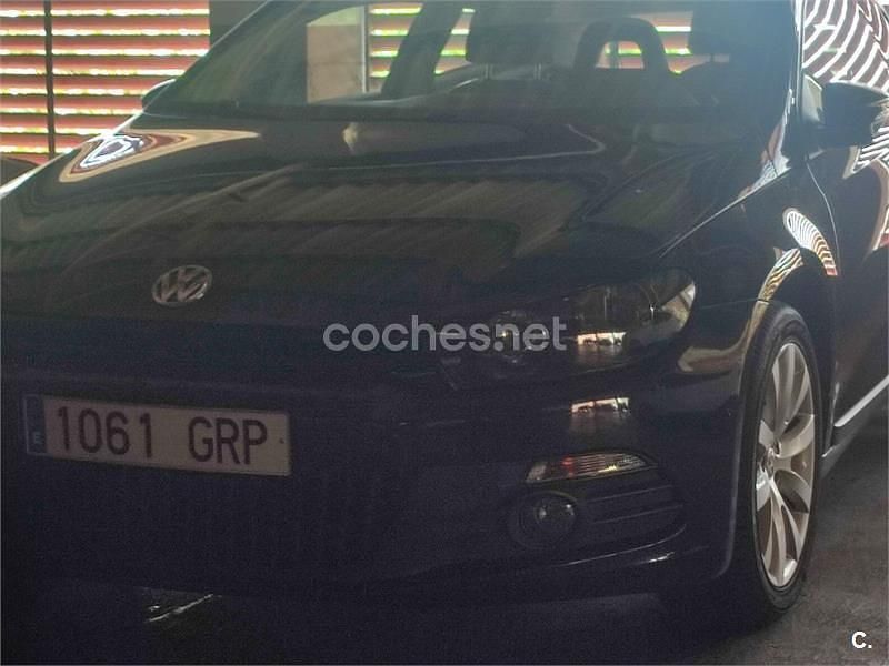 Negro Usado 2009 VW Scirocco Coupe | 12.500 € (Precio justo) - Imagen 1/4