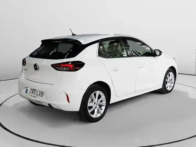 Usado Opel Corsa Elegance 100 CV (73 kW) 2022 Blanco Utilitario