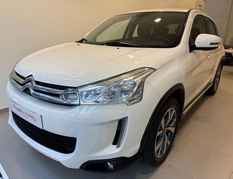 Blanco Usado 2015 Citroën C4 Aircross Exclusive SUV | 9990 € (Buen precio) - Imagen 1/4