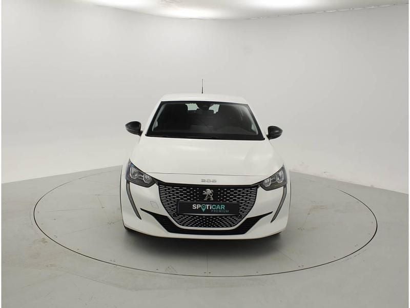 Usado Peugeot e-208 Active 100 kW (136 CV) 2023 Blanco Utilitario