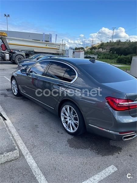 Usado BMW 750 400 CV (294 kW) 2018 Marrón Berlina