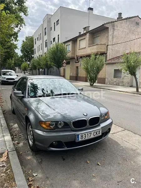 Usado BMW 318 143 CV (105 kW) 2003 Gris / plata Coupe