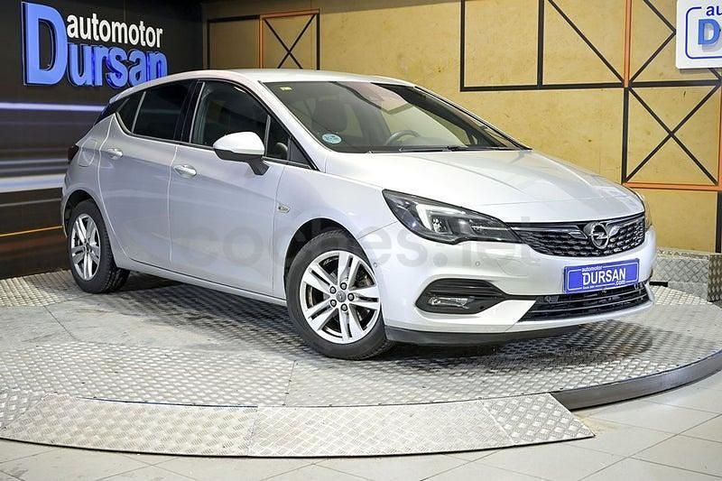 Usado Opel Astra GS Line 111 CV (81 kW) 2020 Gris claro Utilitario