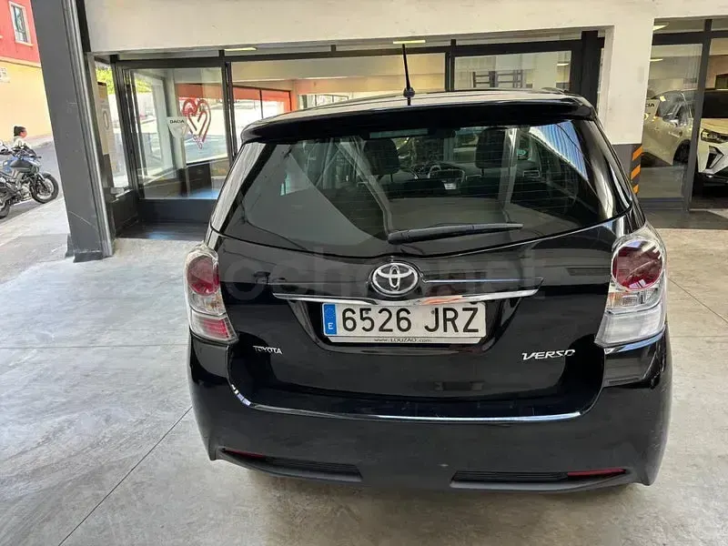 Usado Toyota Verso Advance 112 CV (82 kW) 2016 Negro Monovolumen