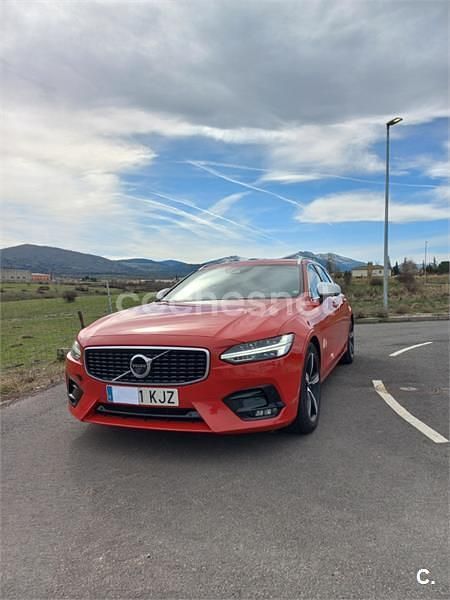 Usado Volvo V90 R-Design 190 CV (139 kW) 2018 Rojo Familiar