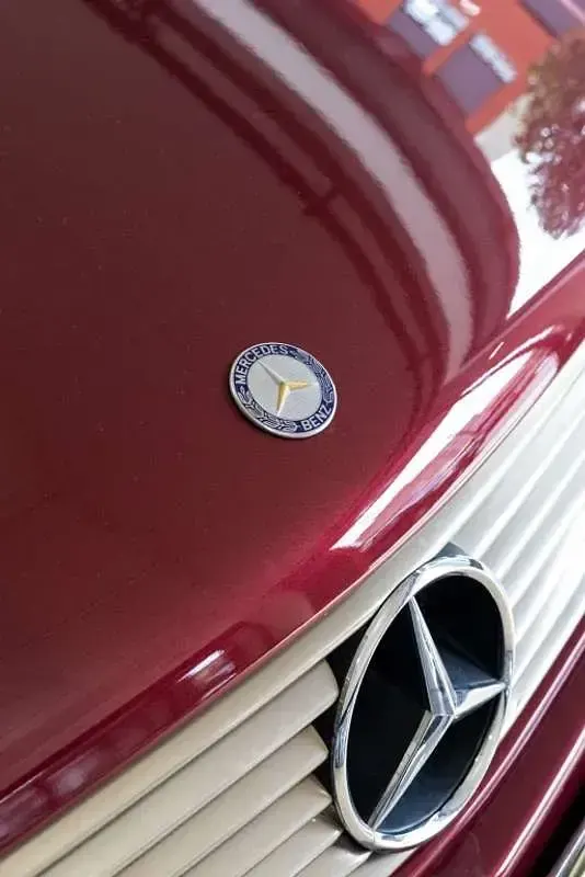 Usado Mercedes SL320 AMG 230 CV (169 kW) 1996 Burdeos Coupe
