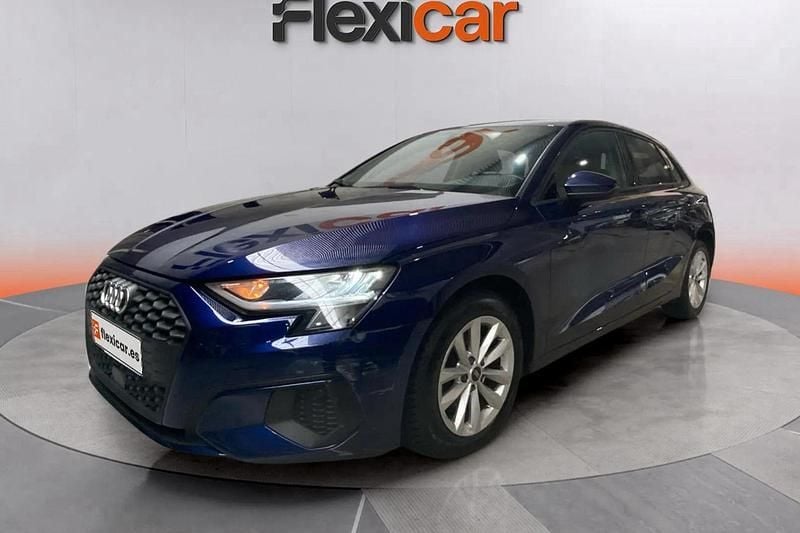 Usado Audi A3 Premium 150 CV (110 kW) 2021 Azul Berlina