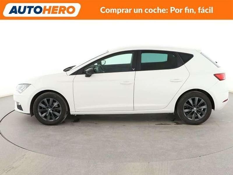 Usado Seat Leon Style 131 CV (96 kW) 2019 Blanco Berlina