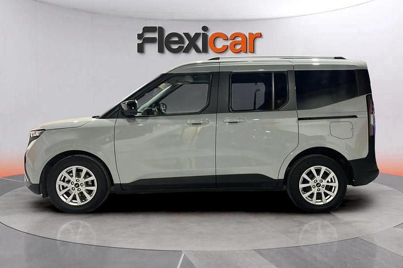 Usado Ford Tourneo Courier Titanium 125 CV (91 kW) 2025 Gris Monovolumen