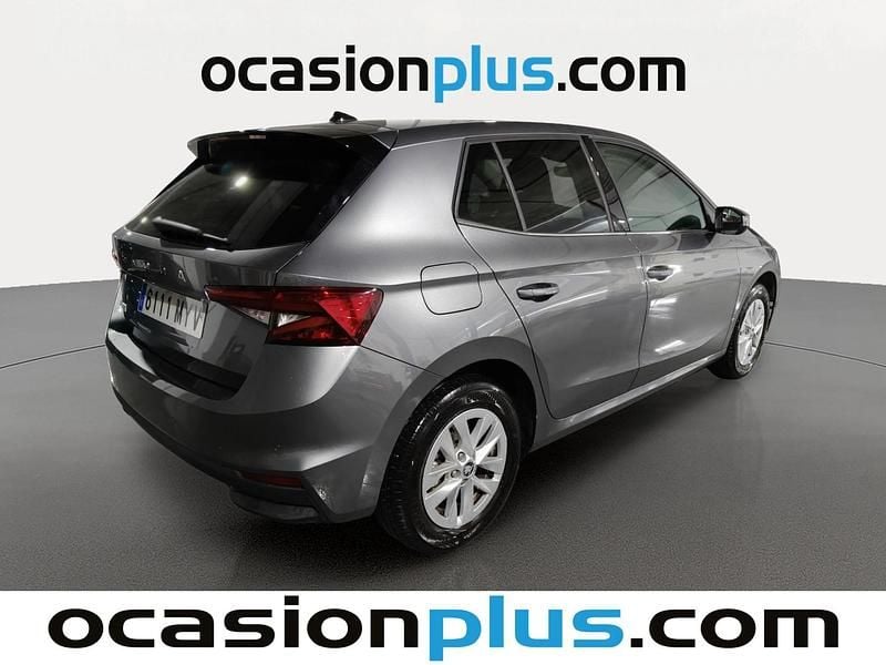 Usado Skoda Fabia Selection 95 CV (69 kW) 2025 Gris Utilitario