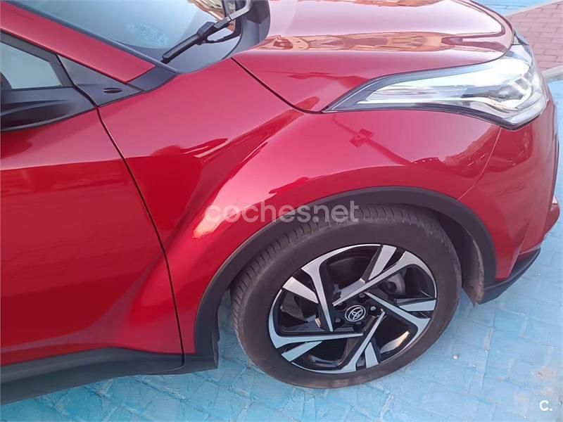 Usado Toyota C-HR Advance 122 CV (89 kW) 2023 Rojo SUV