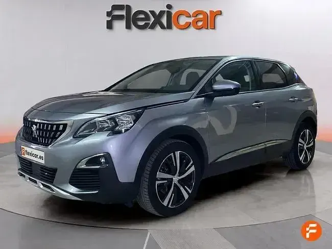 Usado Peugeot 3008 Allure 130 CV (95 kW) 2019 Gris SUV